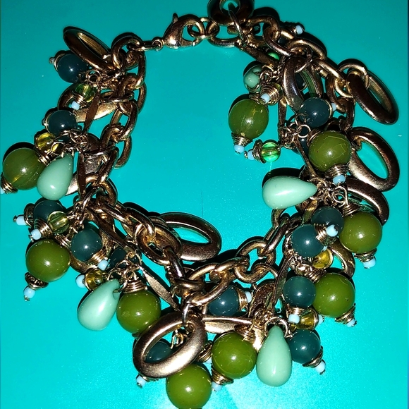 Green and Gold Plated Vintage bracelet - Picture 1 of 4